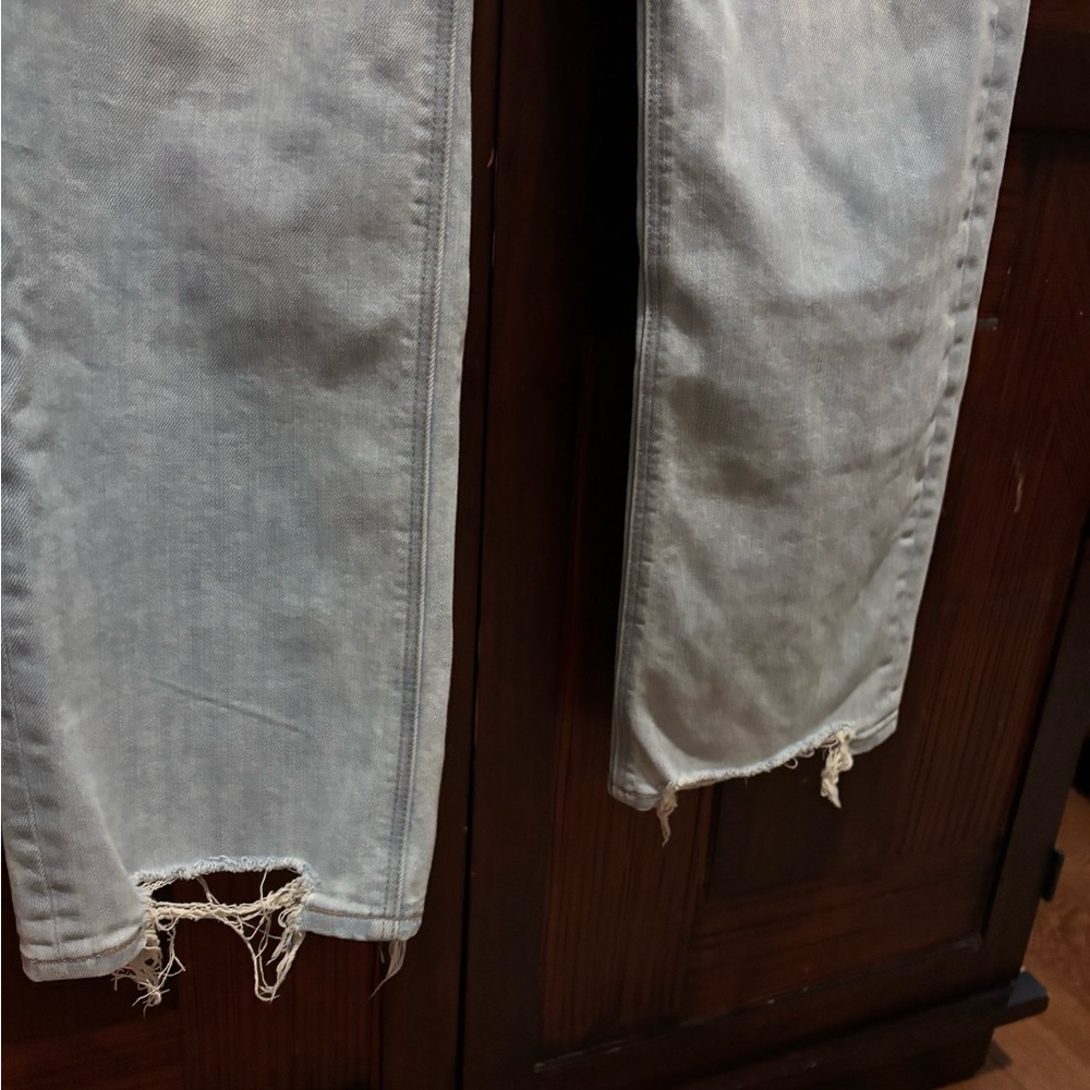 American Eagle Outfitters Light Blue Women's Straight Leg Jeans - Picture 5 of 10